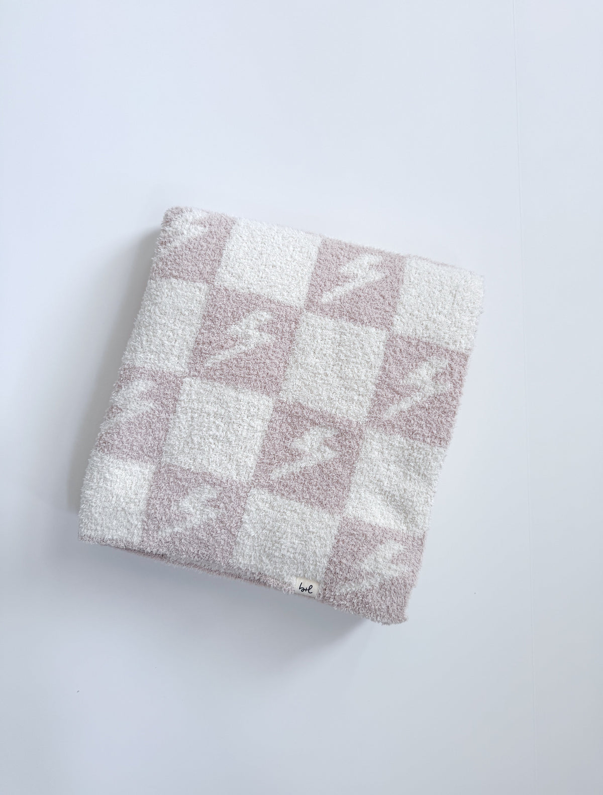 Levi Print | Plush Luxe Blanket