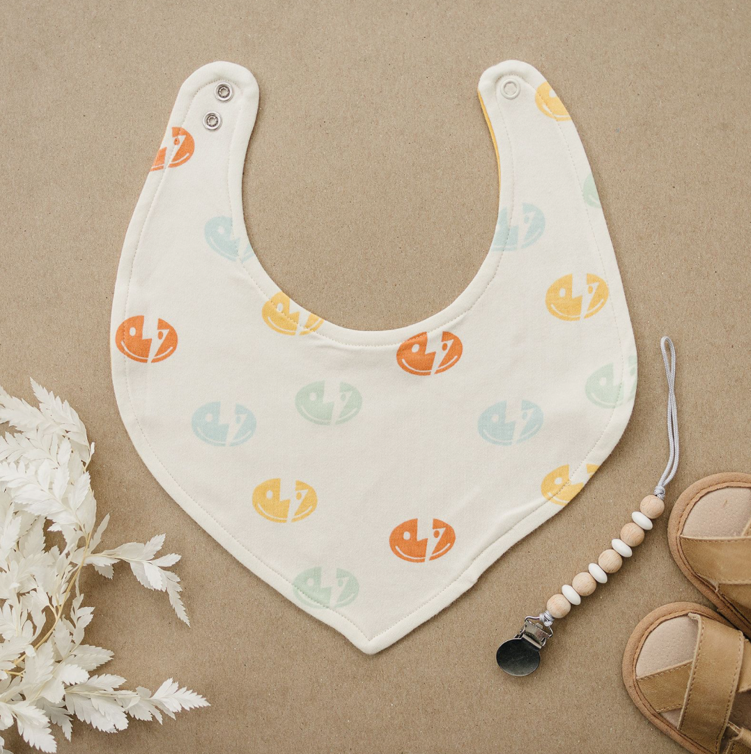 Organic Cotton Baby Bib – GOTS Certified Drool Bib for Newborns – Smiley Bolts